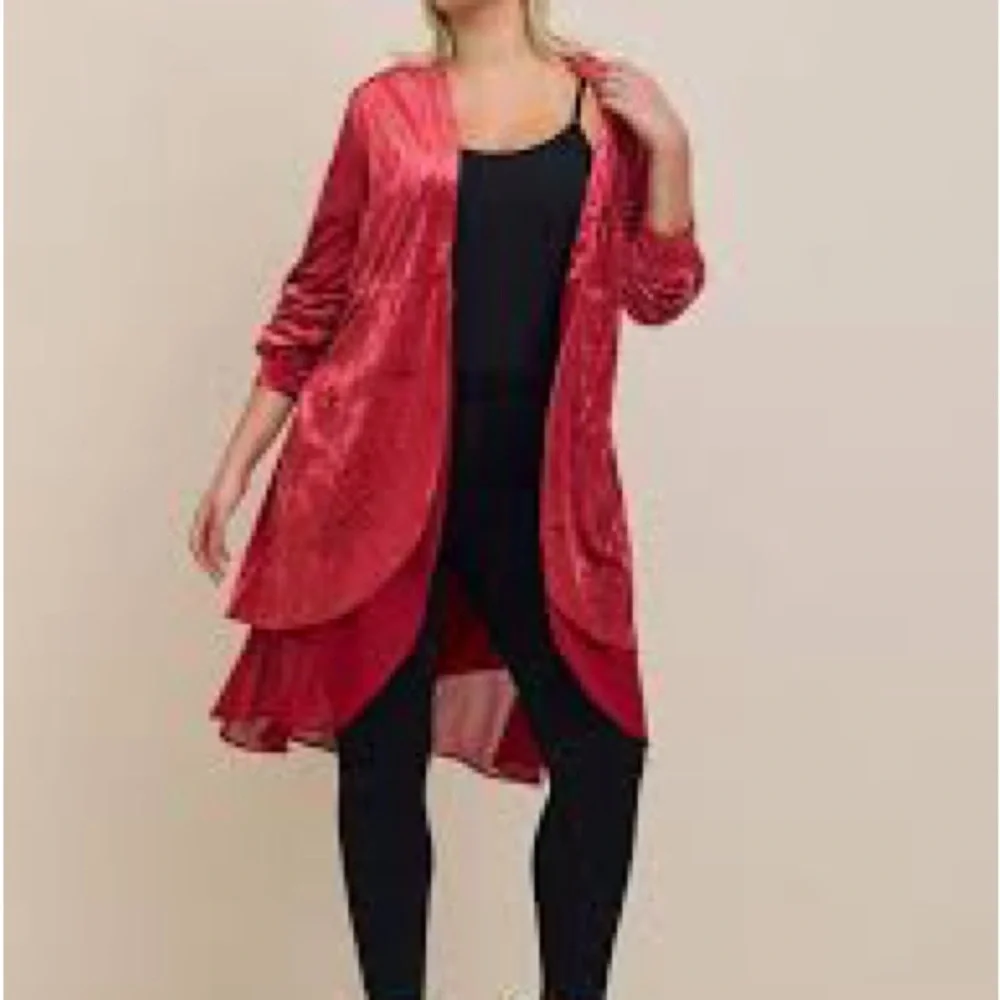 NWOT - Torrid chiffon velvet duster. Size M/L (10). Torrid size 00. - Picture 1 of 12